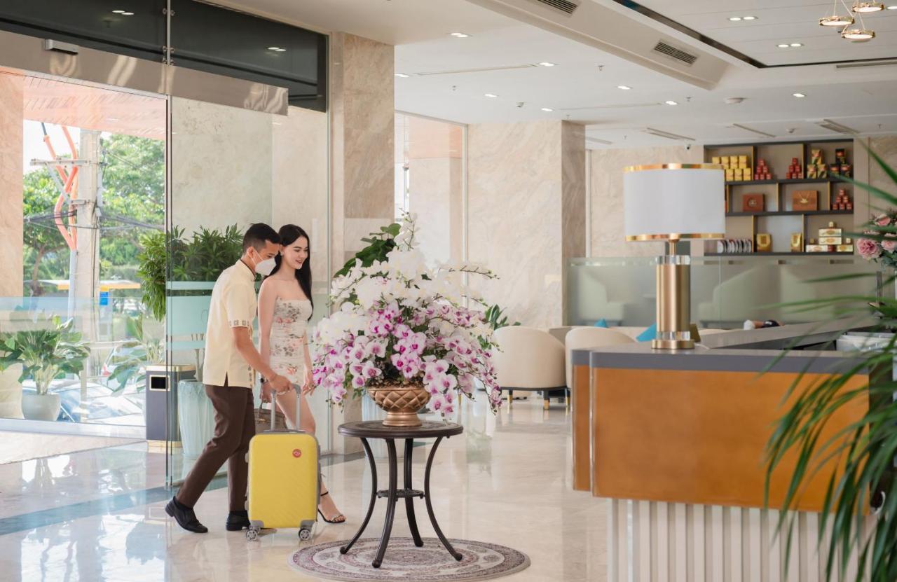 Grand Gosia Hotel Να Τρανγκ Εξωτερικό φωτογραφία